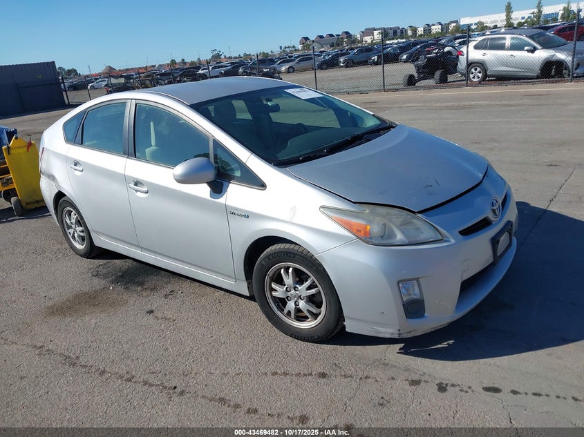 TOYOTA PRIUS II