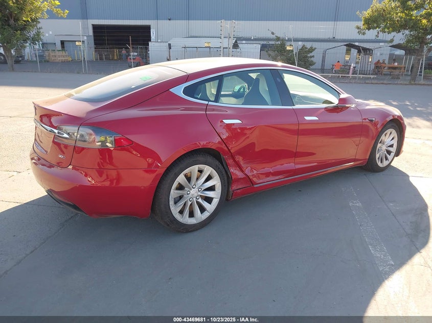 Vin: 5yjsa1e26hf189689, lot: 43964618, tesla model s 100d/60d/75d/90d/p100d 20174