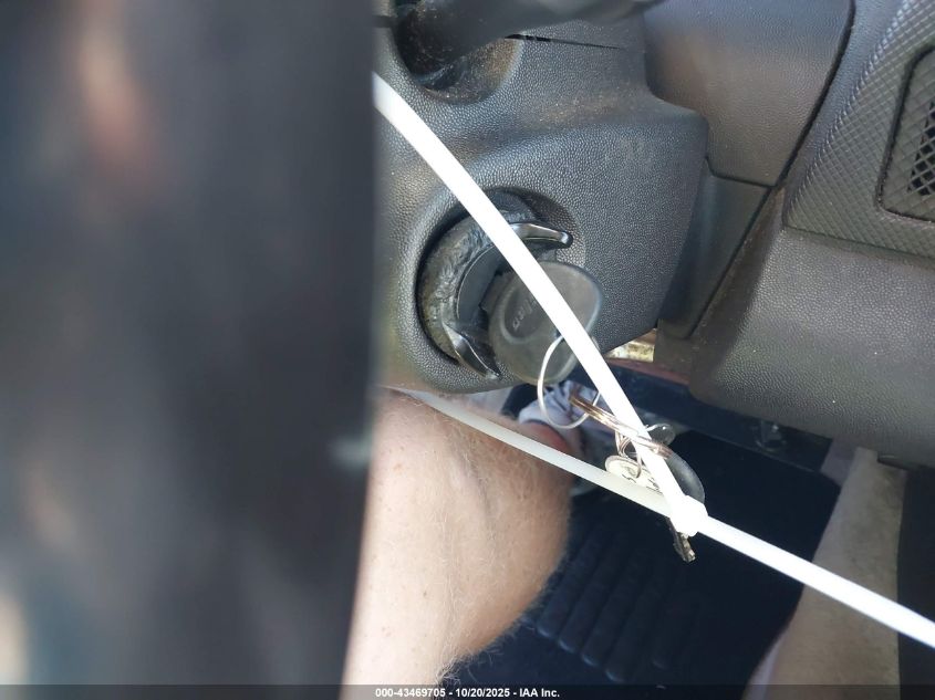 2005 Cadillac Cts Standard VIN: 1G6DP567250138812 Lot: 43469705