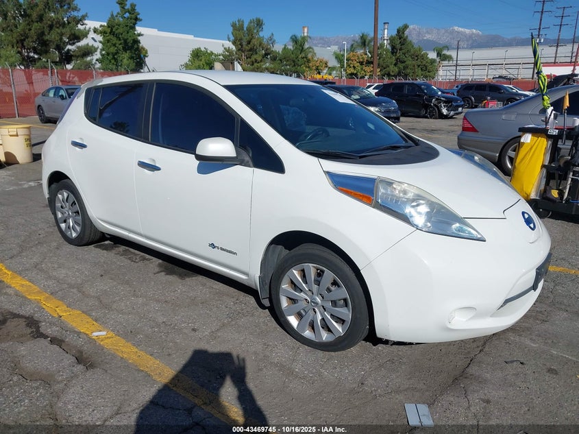 NISSAN LEAF S