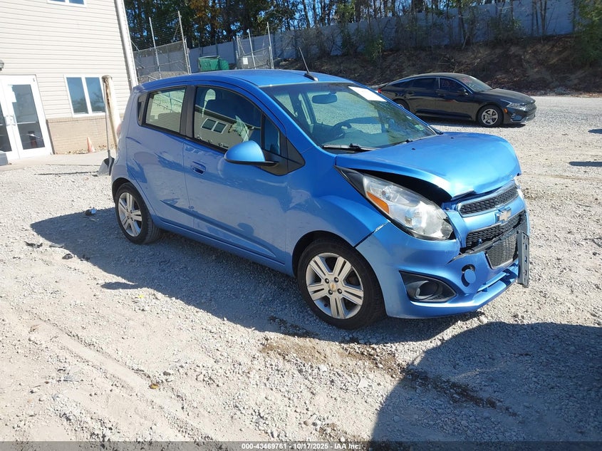 CHEVROLET SPARK 1LT AUTO