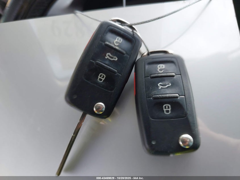 2014 VOLKSWAGEN PASSAT 2.5L WOLFSBURG EDITION 1VWAP7A39EC022860