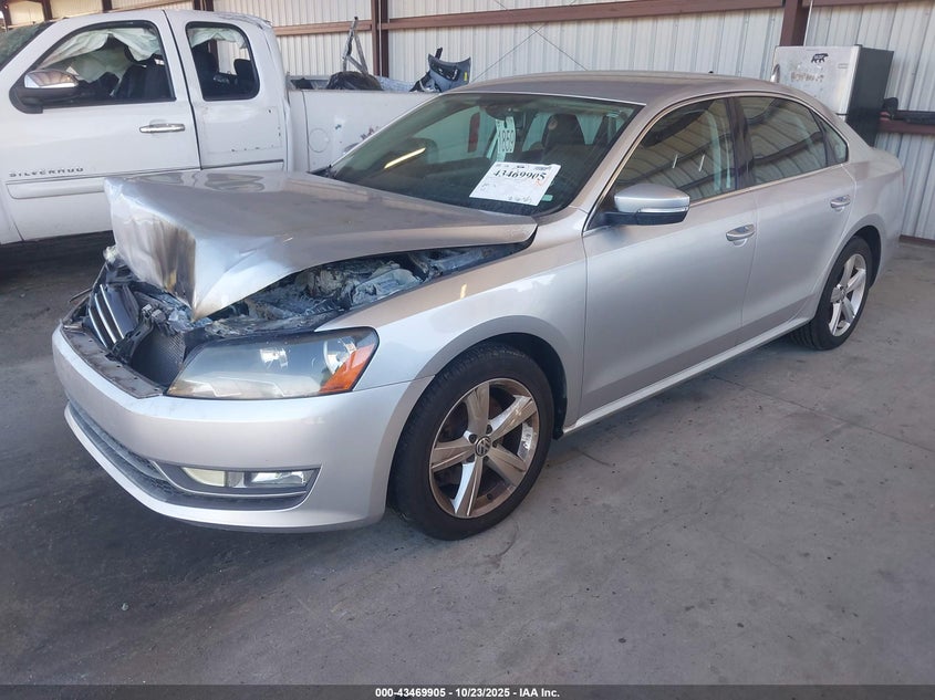 1VWAS7A37FC090574 2015 VOLKSWAGEN PASSAT photo no. 2