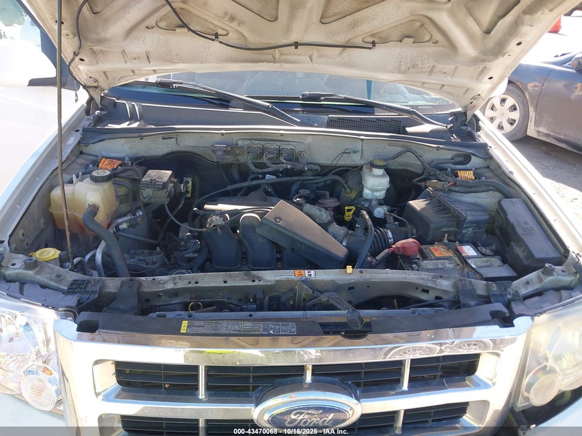 1FMCU94178KB09124 2008 FORD ESCAPE photo no. 10