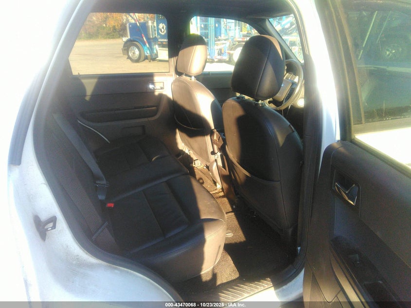 1FMCU94178KB09124 2008 FORD ESCAPE photo no. 8