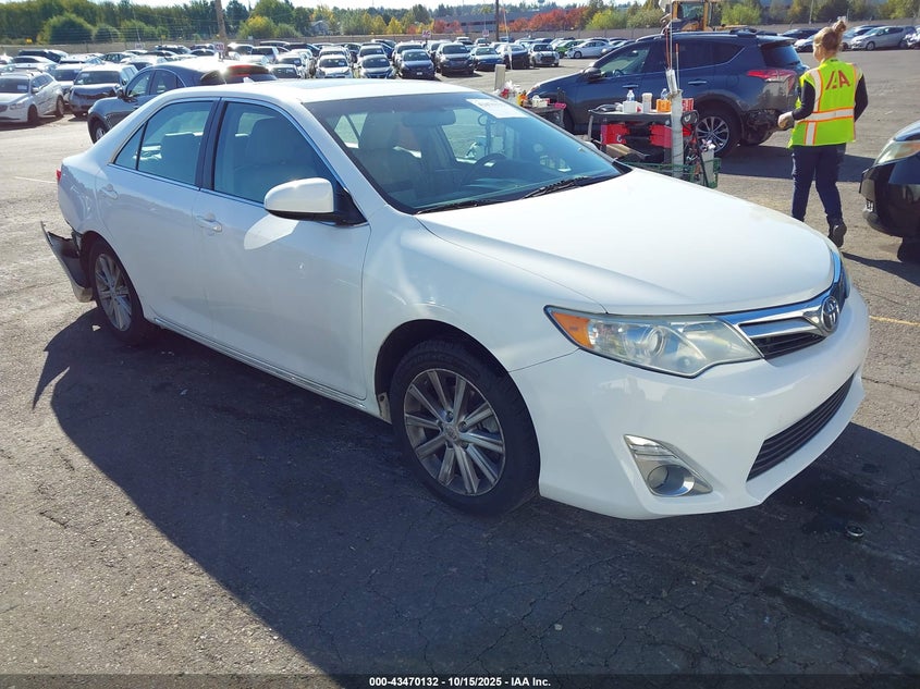 4T1BF1FK4CU609915 2012 Toyota Camry Xle auction photo 1