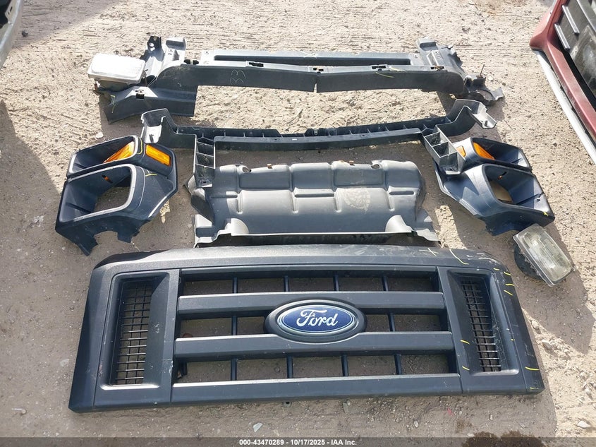 2008 Ford E-350 Super Duty Xl/Xlt VIN: 1FBSS31L78DA10269 Lot: 43470289