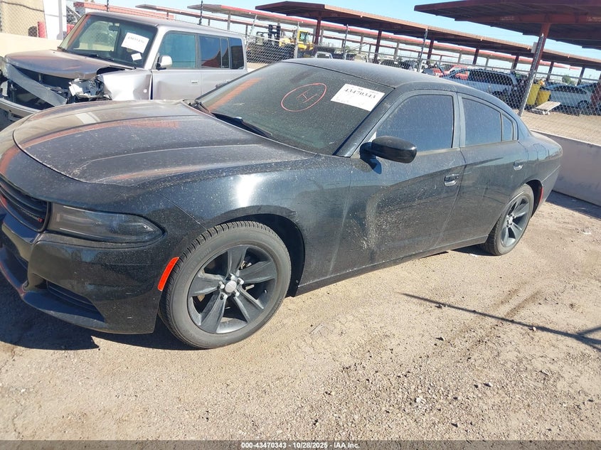 Vin: 2c3cdxhg2hh563610, lot: 43965280, dodge charger sxt rwd 20172