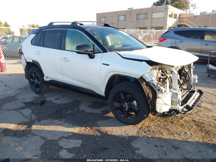TOYOTA RAV4 HYBRID XSE