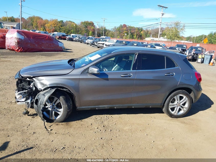 2017 MERCEDES-BENZ GLA 250 4MATIC WDCTG4GB5HJ304349