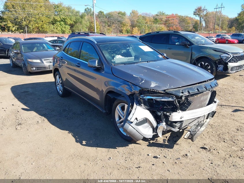 2017 MERCEDES-BENZ GLA 250 4MATIC WDCTG4GB5HJ304349