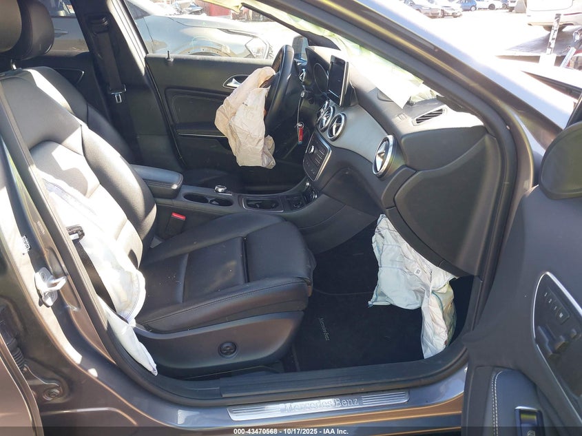 2017 MERCEDES-BENZ GLA 250 4MATIC WDCTG4GB5HJ304349