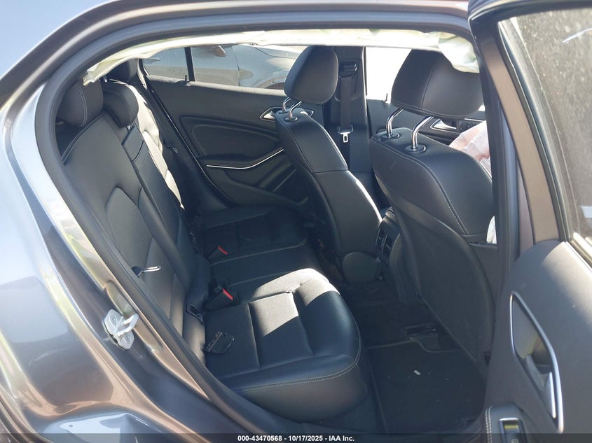 2017 MERCEDES-BENZ GLA 250 4MATIC WDCTG4GB5HJ304349