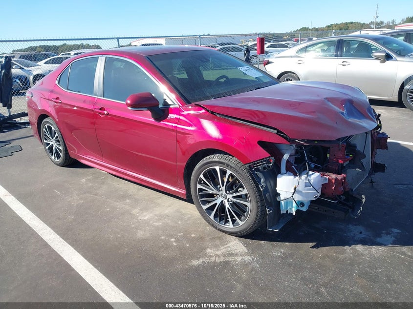 2018 TOYOTA CAMRY SE - 4T1B11HK7JU511583