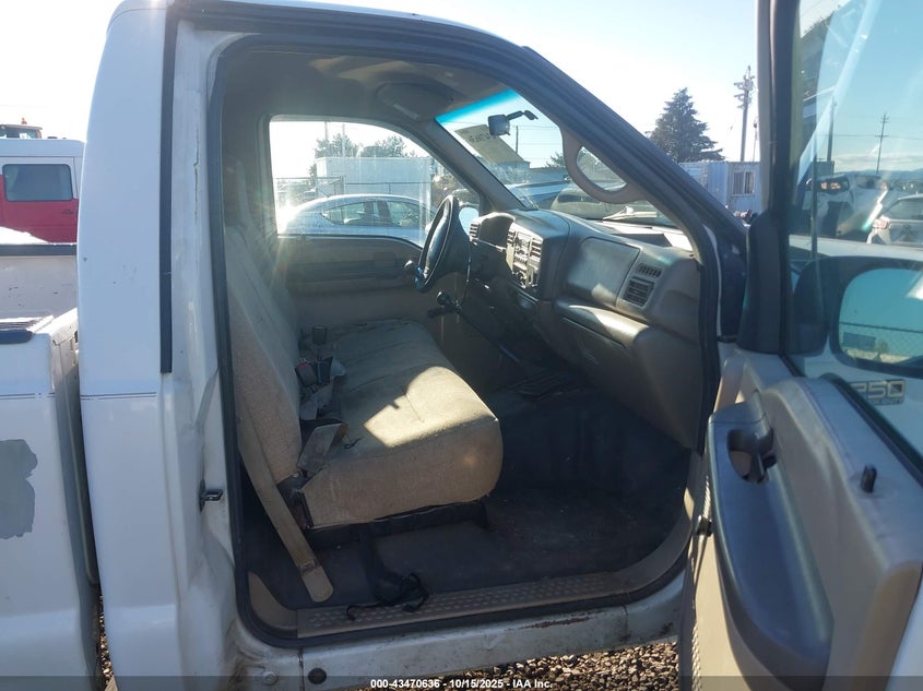 1FTNF21F41EA76103 2001 FORD F250 photo no. 5