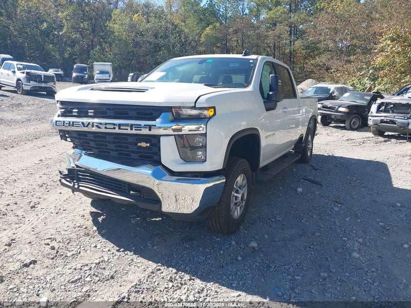 2GC4YNE7XN1244974 2022 CHEVROLET SILVERADO photo no. 2