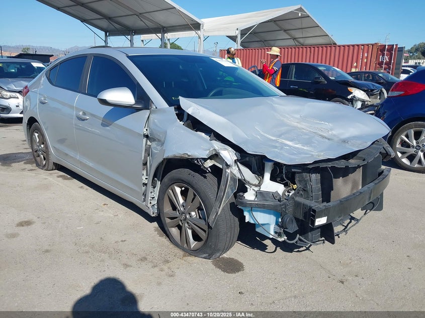 2018 HYUNDAI ELANTRA SEL - 5NPD84LFXJH304894