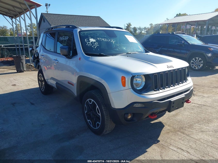 JEEP RENEGADE TRAILHAWK 4X4