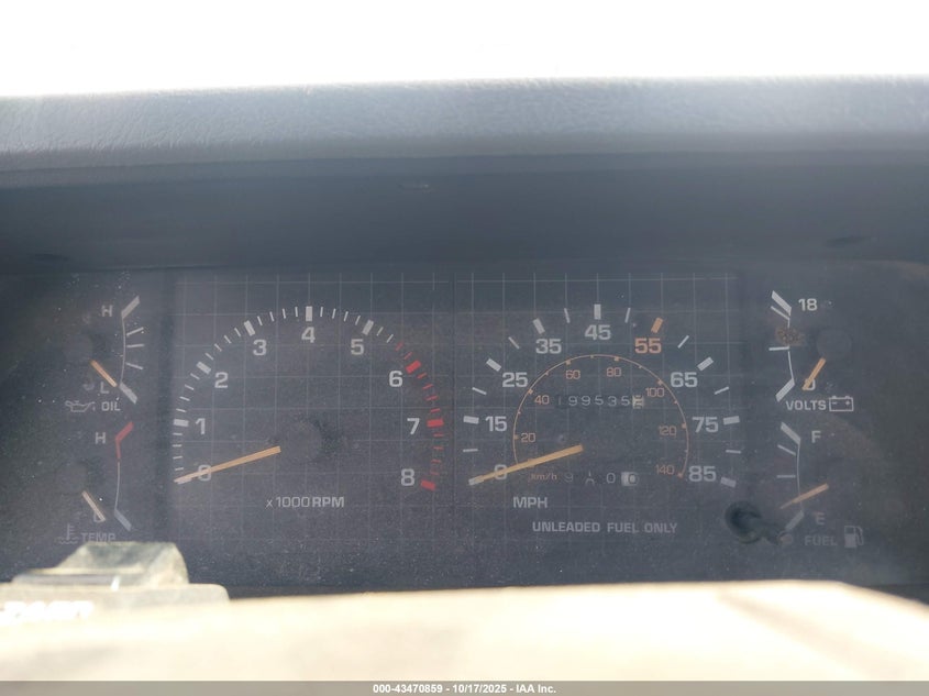 JT4RN56S1E0063775 1984 TOYOTA PICKUP photo no. 7