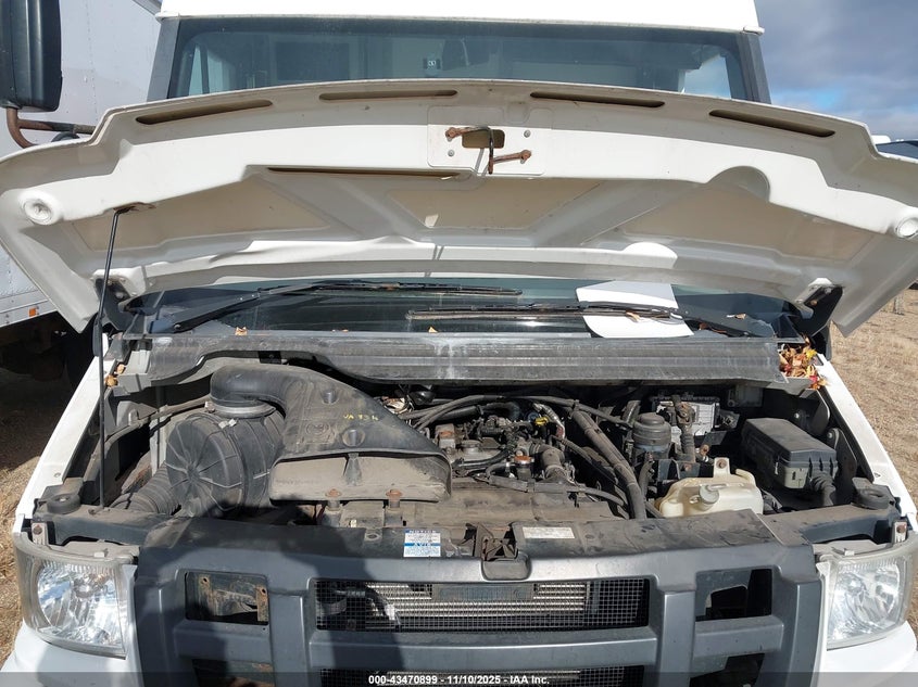 2013 Isuzu Commercial Van VIN: JALB4T17XD7W00692 Lot: 43470899