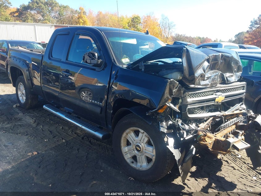 2013 CHEVROLET SILVERADO 1500 LT - 1GCRKSE71DZ191934