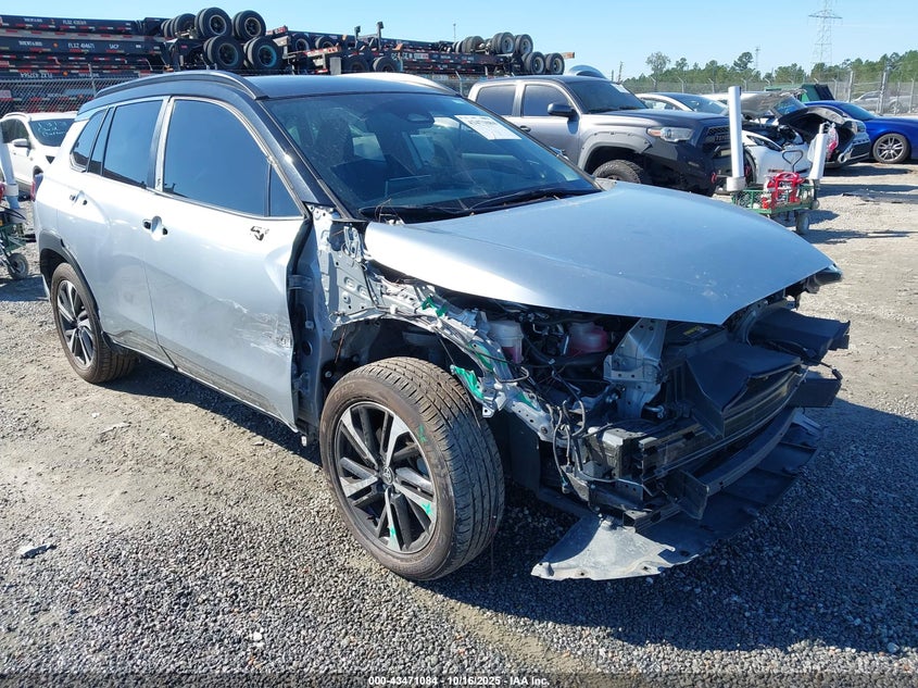 TOYOTA COROLLA CROSS XSE