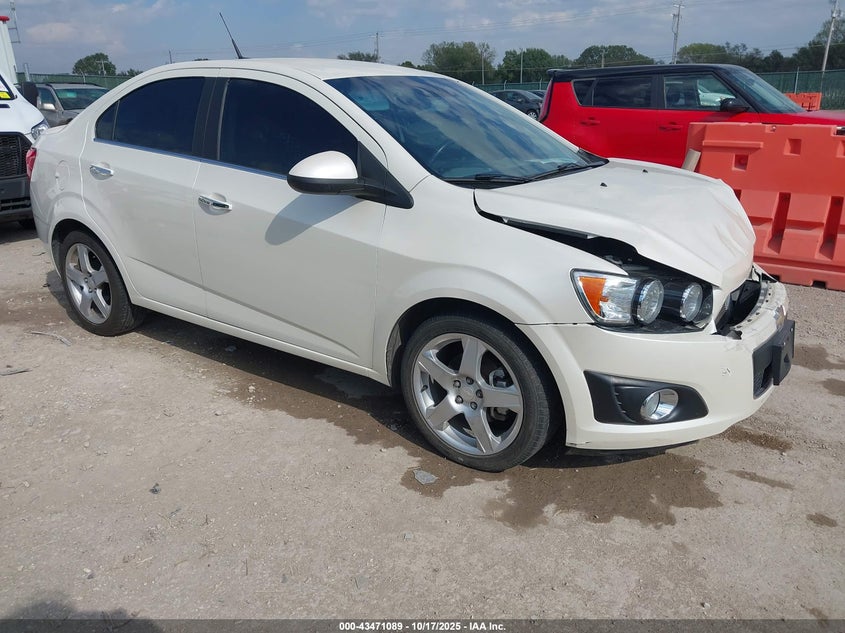 CHEVROLET SONIC LTZ AUTO