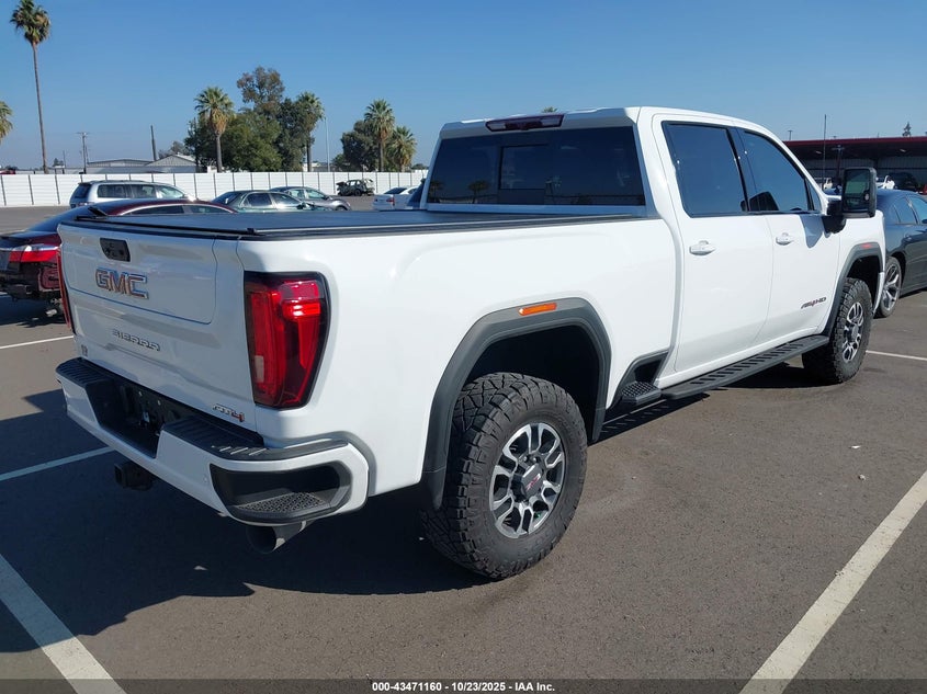 1GT49PEY7PF209256 2023 GMC SIERRA photo no. 4
