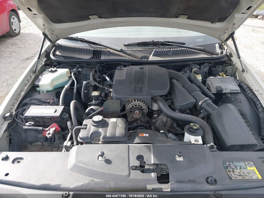 2005 Lincoln Town Car Signature VIN: 1LNHM81W15Y663980 Lot: 43471165