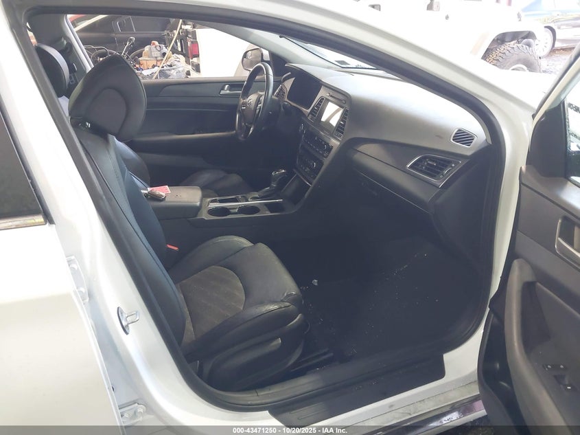 5NPE34AF1HH505096 2017 HYUNDAI SONATA photo no. 5