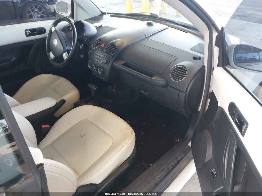 3VWFF31Y17M411698 2007 VOLKSWAGEN BEETLE photo no. 5