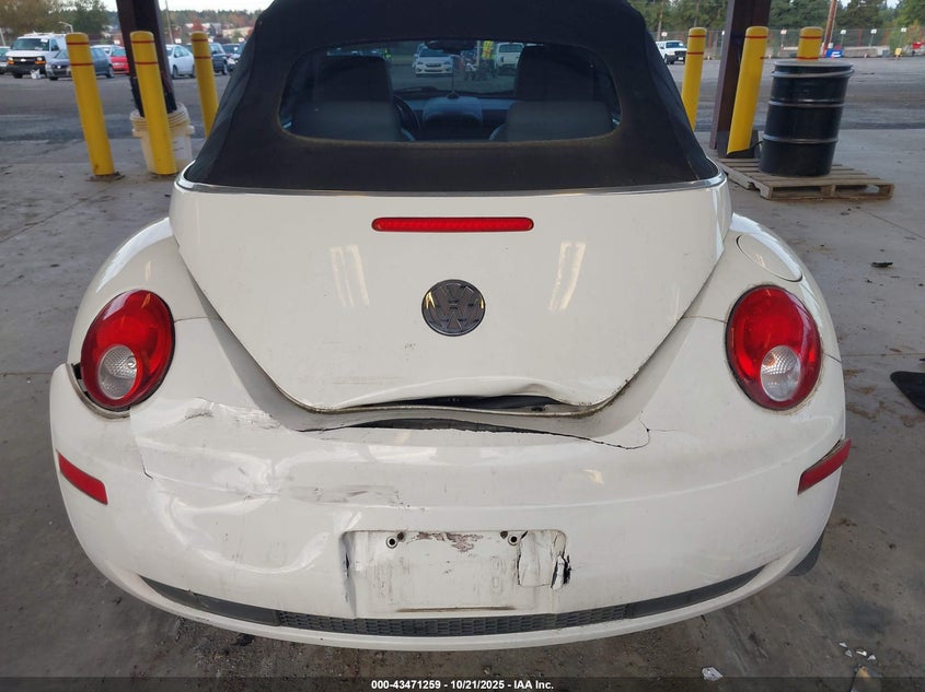 2007 Volkswagen New Beetle Triple White VIN: 3VWFF31Y17M411698 Lot: 43471259