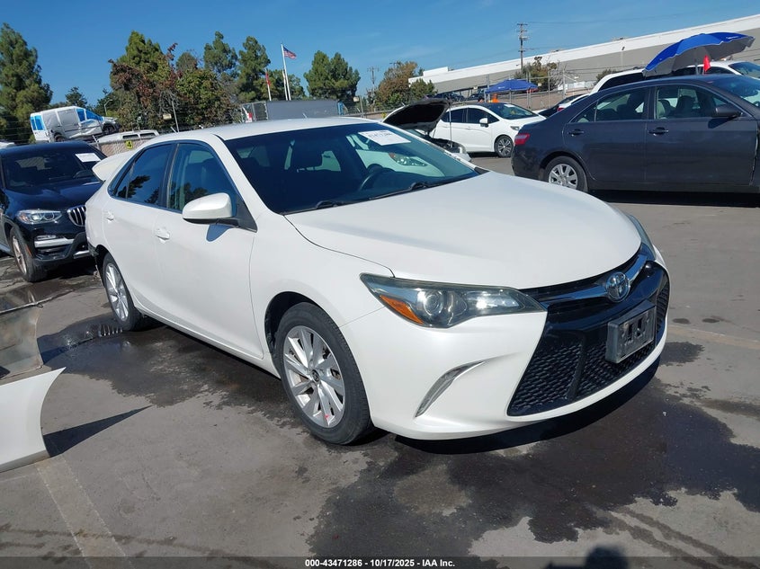 TOYOTA CAMRY XSE