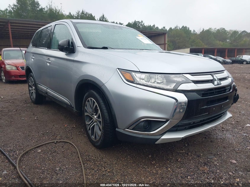 MITSUBISHI OUTLANDER ES