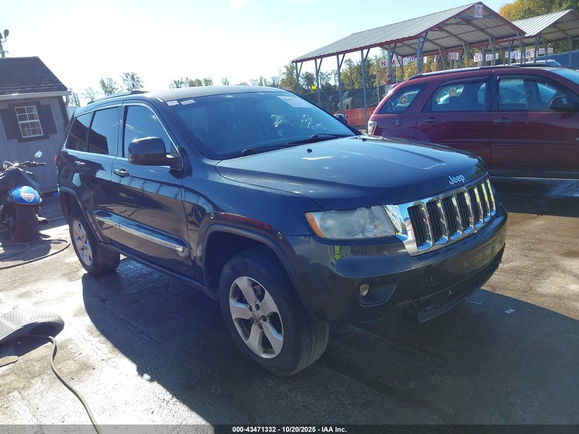 JEEP GRAND CHEROKEE LAREDO