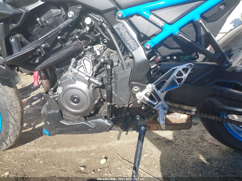 2024 Suzuki Gsx800 R VIN: JS1EM11B5R7101002 Lot: 43471378