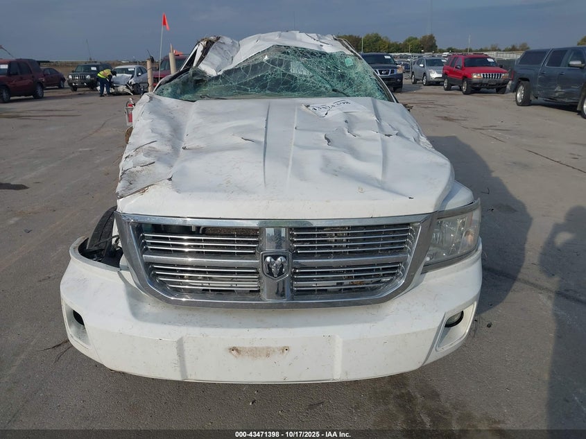 2008 Dodge Dakota Laramie VIN: 1D7HW58N08S562470 Lot: 43471398