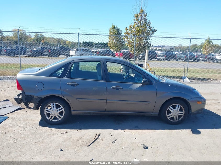 1FAFP34313W293846 2003 FORD FOCUS photo no. 13
