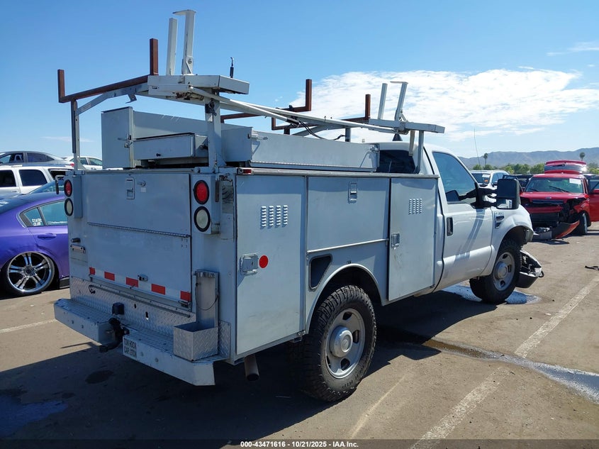 1FTWF30518EA26868 2008 FORD F350 photo no. 4