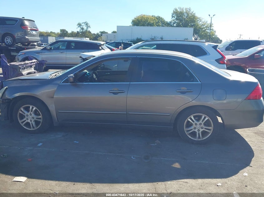 1HGCM56727A120813 2007 HONDA ACCORD photo no. 14