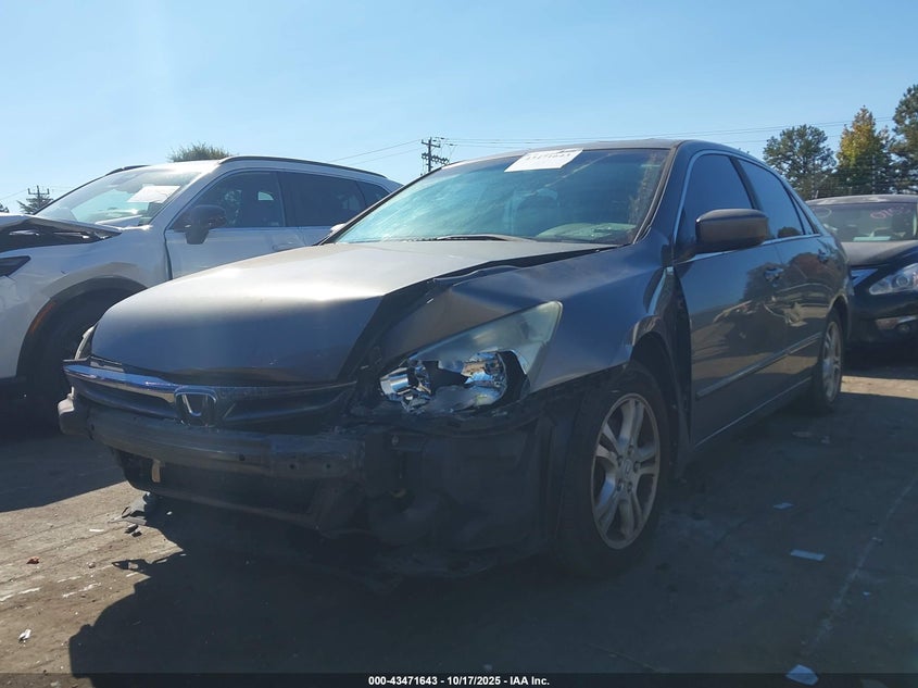 1HGCM56727A120813 2007 HONDA ACCORD photo no. 2