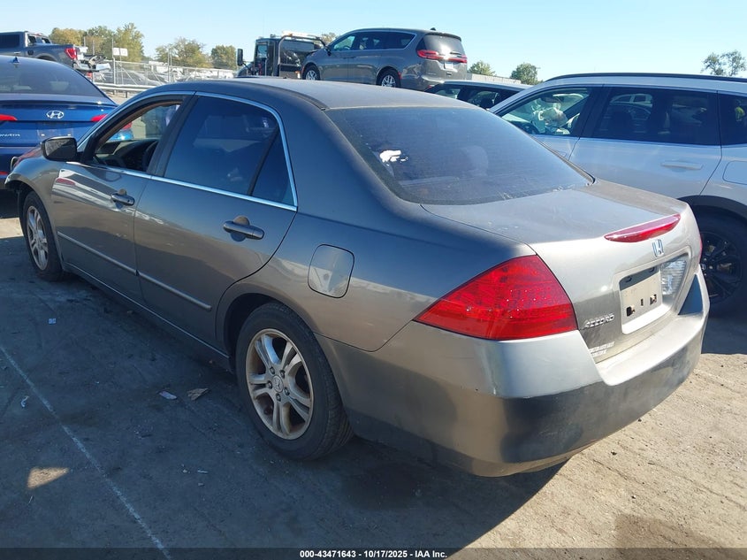 1HGCM56727A120813 2007 HONDA ACCORD photo no. 3