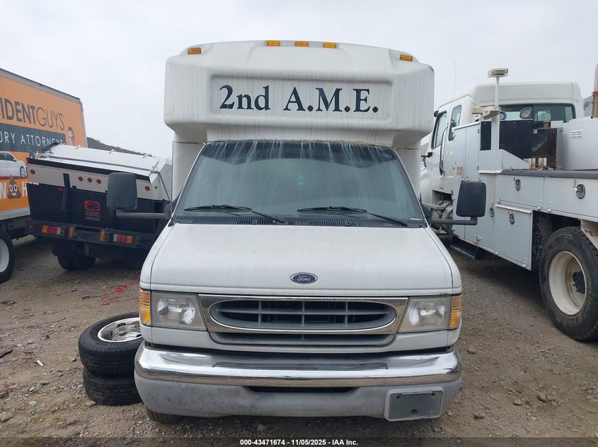 2002 Ford E-450 Cutaway Standard VIN: 1FDXE45S02HB48909 Lot: 43471674