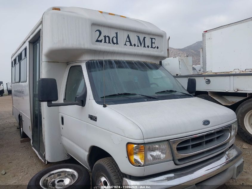 2002 Ford E-450 Cutaway Standard