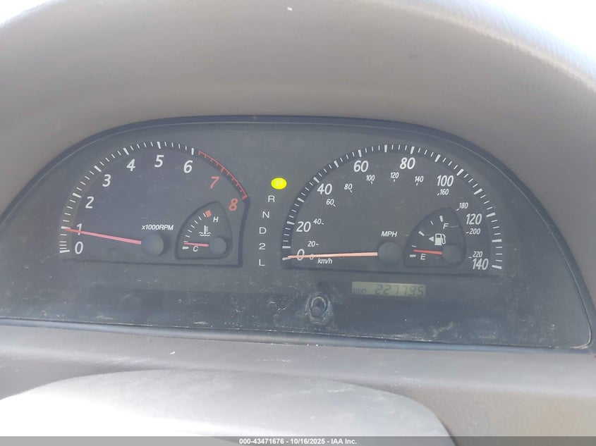 4T1BF30K52U025784 2002 TOYOTA CAMRY photo no. 7