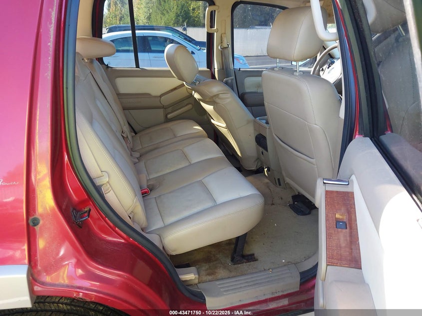 2007 Ford Explorer Eddie Bauer VIN: 1FMEU64E47UB51165 Lot: 43471750