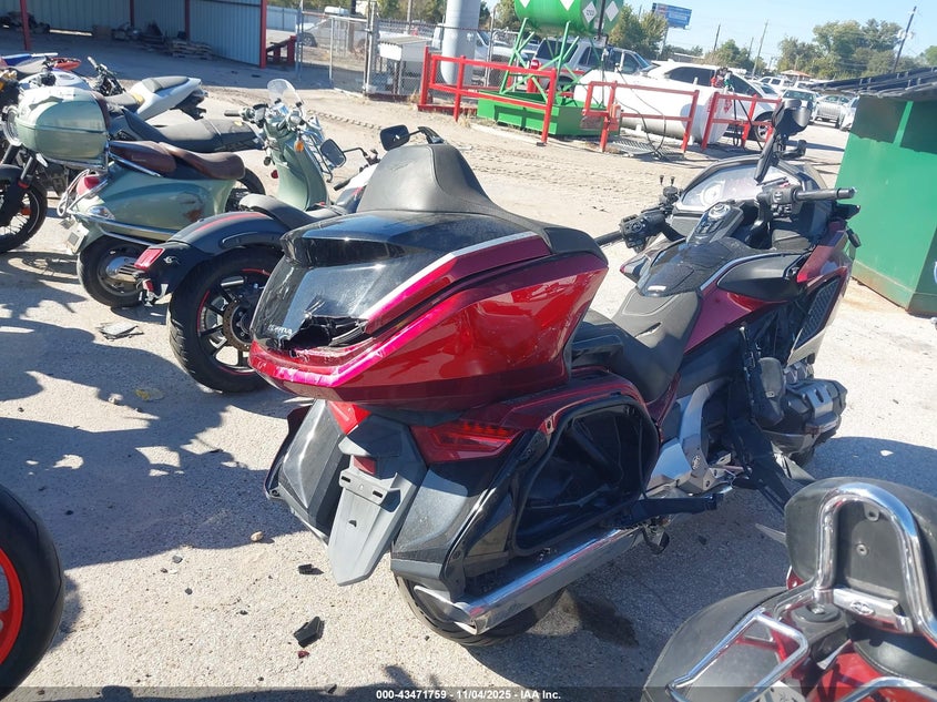 JH2SC7909MK300486 2021 HONDA GL1800C photo no. 4