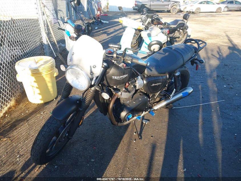 2018 TRIUMPH MOTORCYCLE STREET TWIN SMTD31GN9JT855734