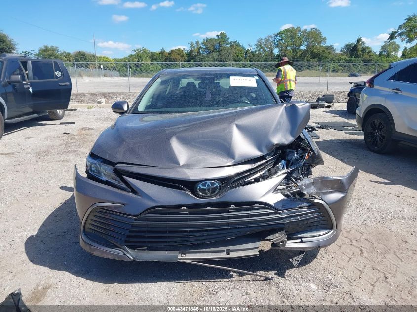 2022 Toyota Camry Le VIN: 4T1R11AK0NU710697 Lot: 43471846