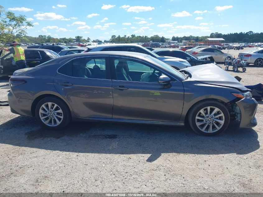 2022 Toyota Camry Le VIN: 4T1R11AK0NU710697 Lot: 43471846